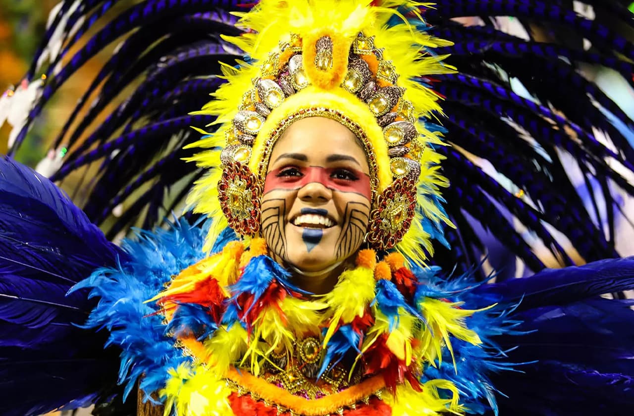 Екзотичний Карнавал (Парад Чемпіонів) у Бразилії